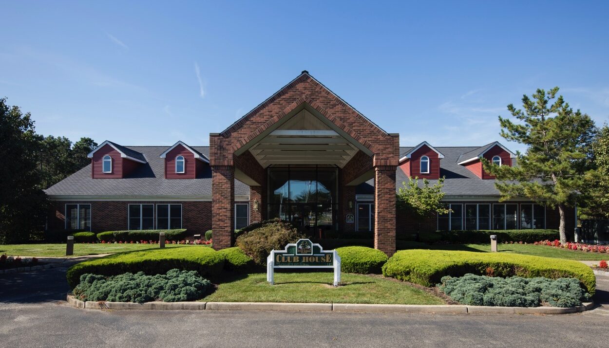 Pine Ridge South Club House